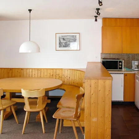 Residences *